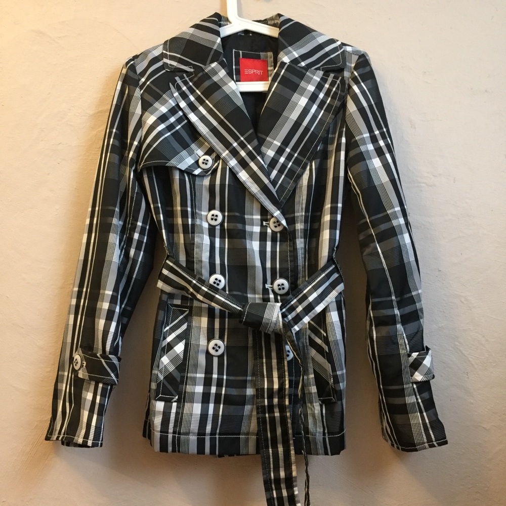 NWOT Trench Coat Rain Jacket Plaid M